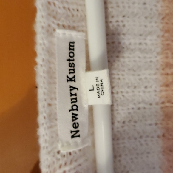 Sweater - Picture 3 of 3